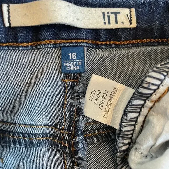 !iT 16 Claire curvy stretch jean shorts SH 1994 - Picture 5 of 12